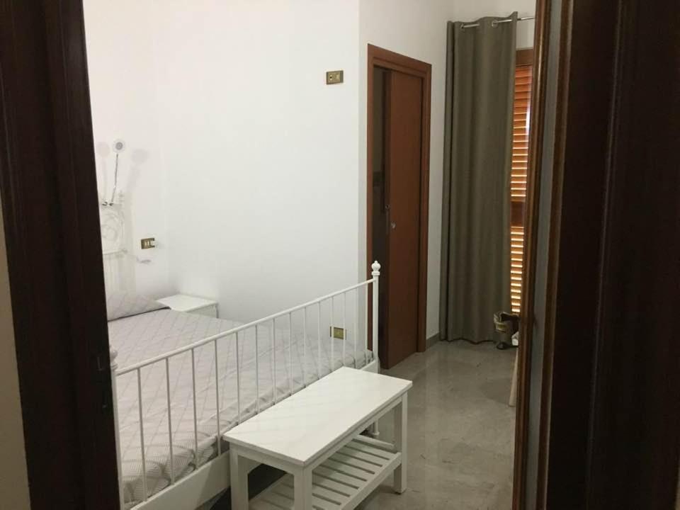 Hostal L'Isola Di Francesca Conversano Exterior foto